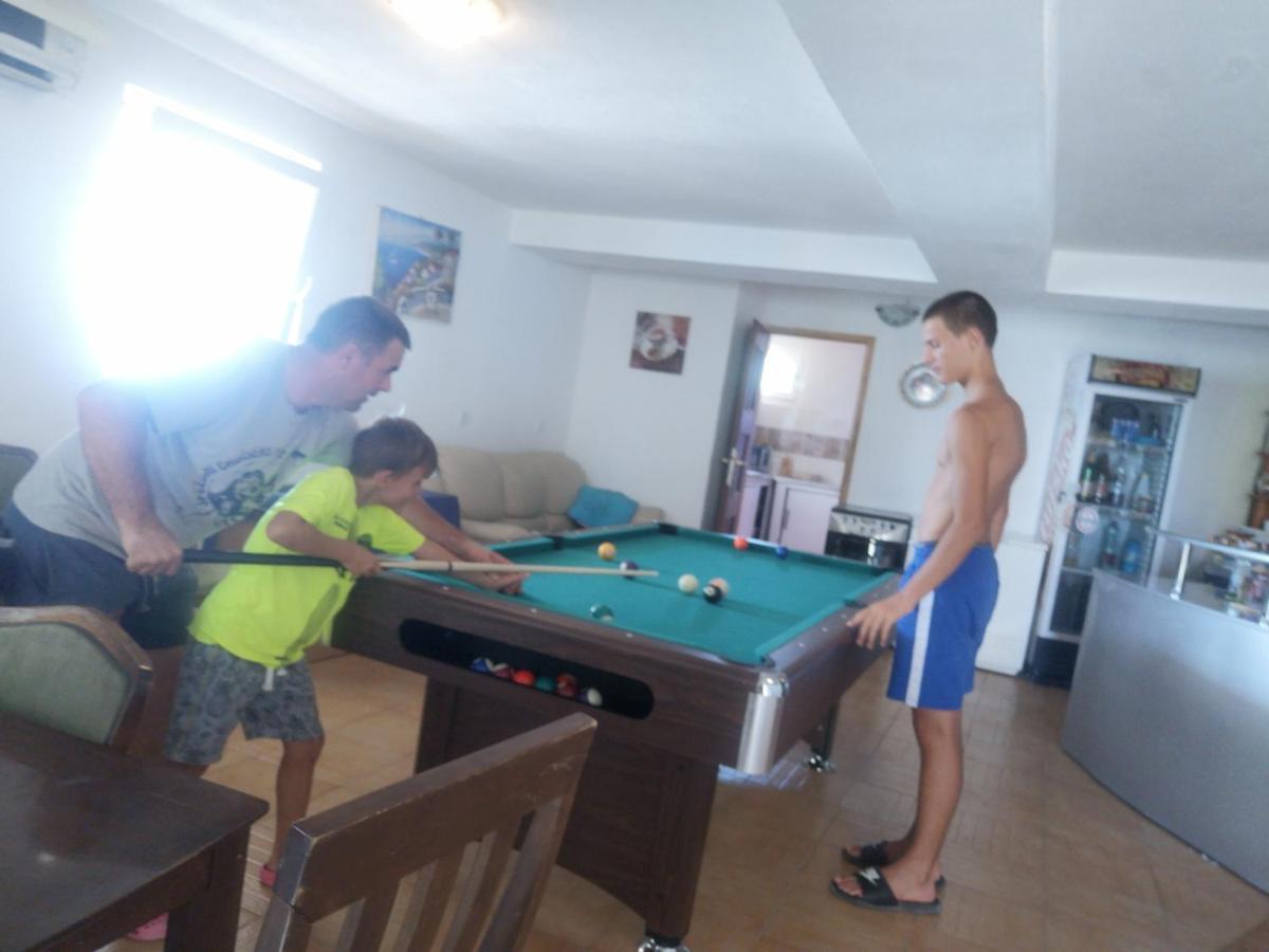 Big Panorama Villa, For 21 Person In Omis Čelina Szoba fotó