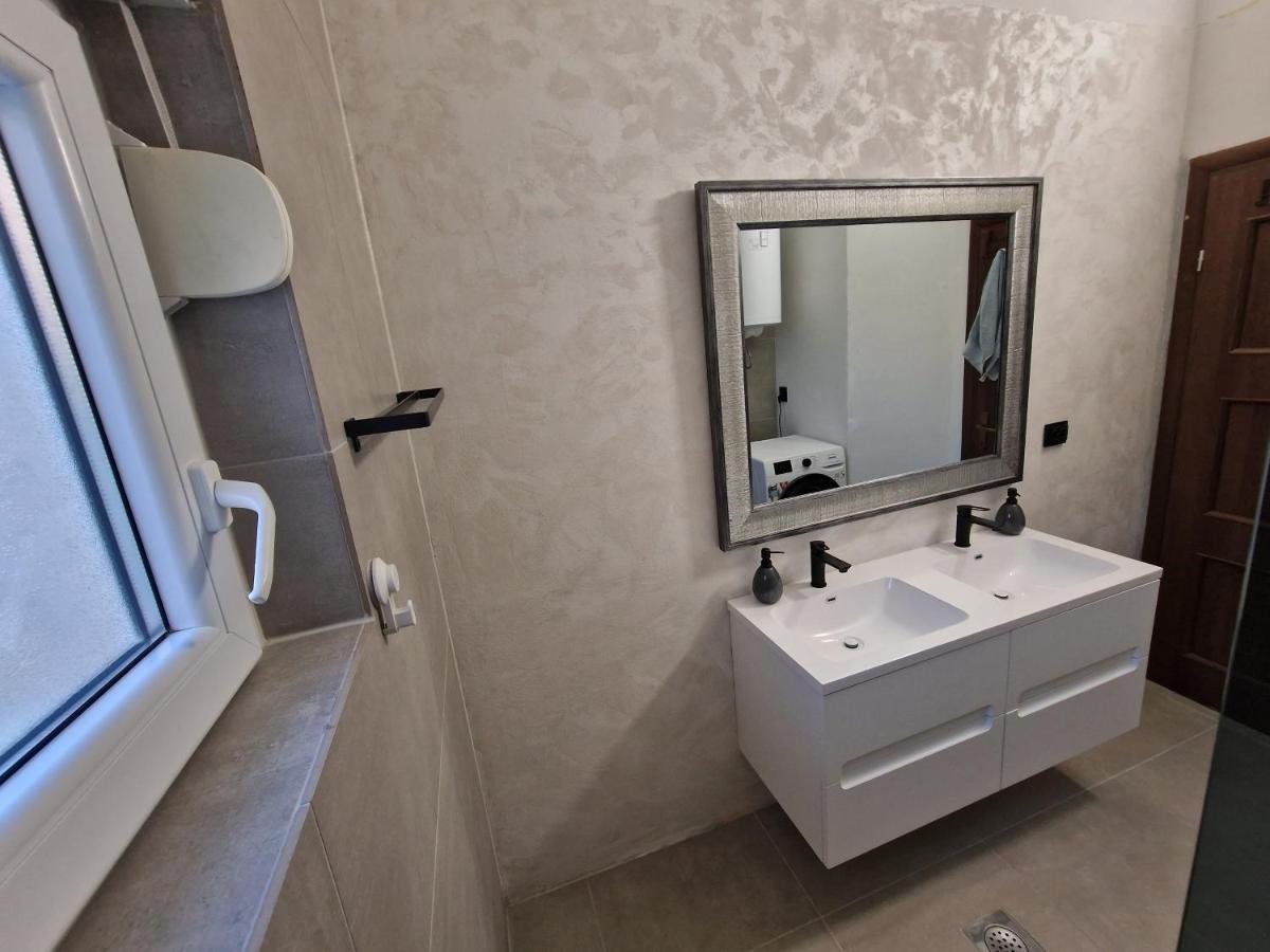 Big Panorama Villa, For 21 Person In Omis Čelina Kültér fotó