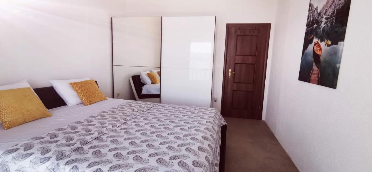 Big Panorama Villa, For 21 Person In Omis Čelina Kültér fotó